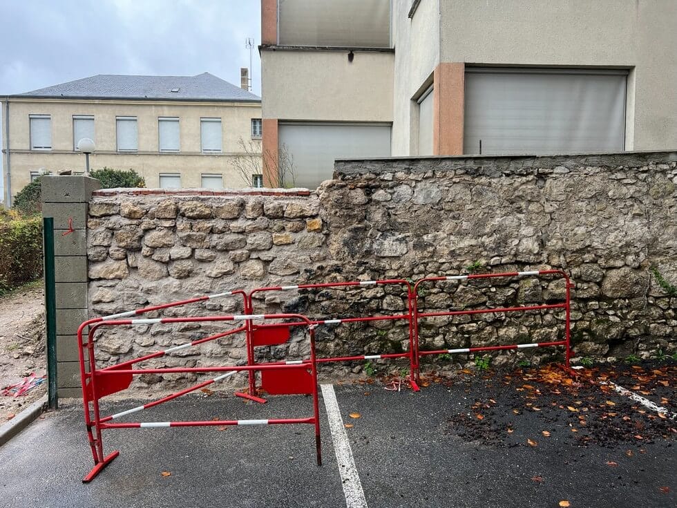 Construction d'un mur en moellons Construction d'un mur en moellons