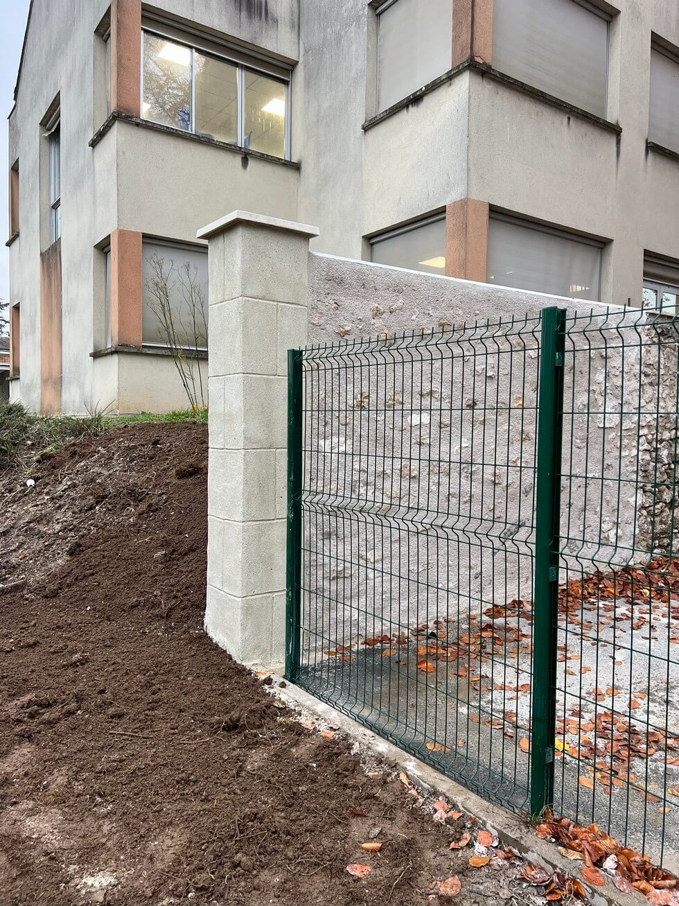 Construction d'un mur en moellons Construction d'un mur en moellons