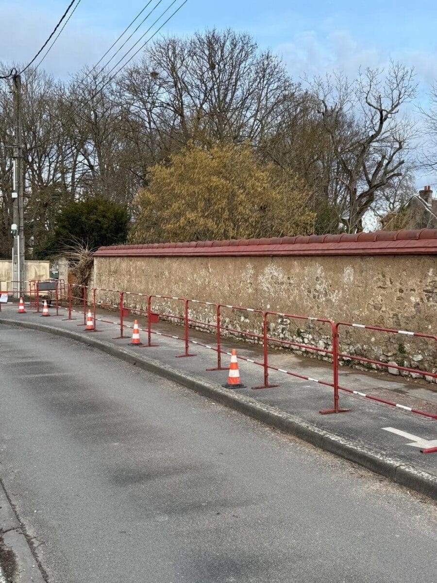 Réfection du mur d’enceinte du cimetière de Jargeau Réfection du mur d’enceinte du cimetière de Jargeau